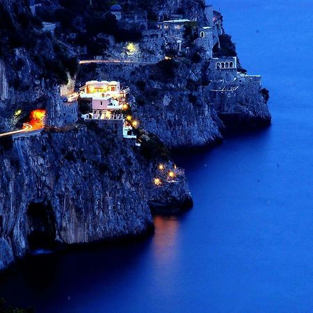 La Locanda Del Fiordo Furore Exteriör bild