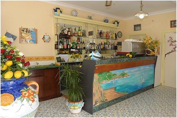 La Locanda Del Fiordo Furore Exteriör bild