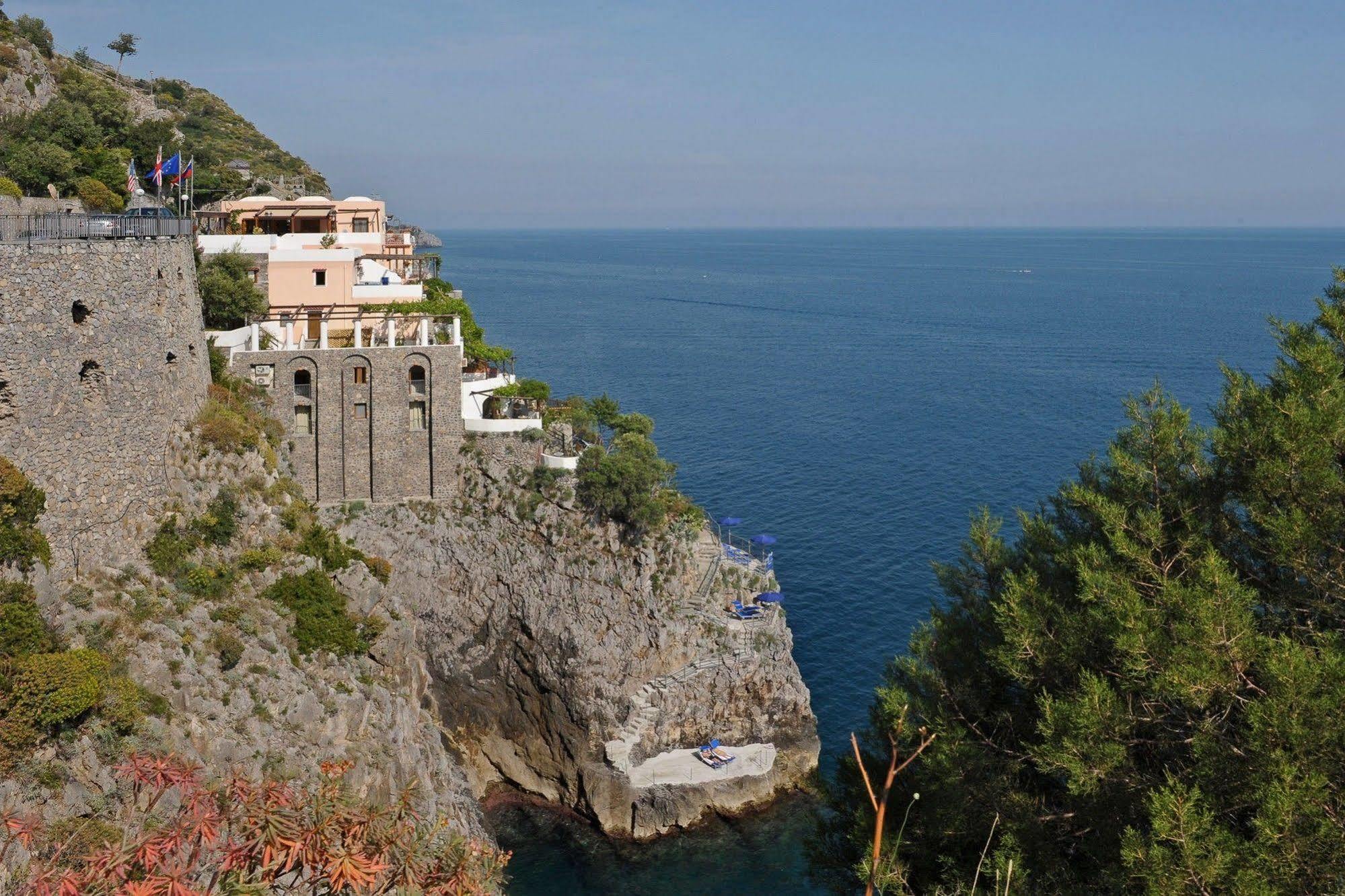 La Locanda Del Fiordo Furore Exteriör bild