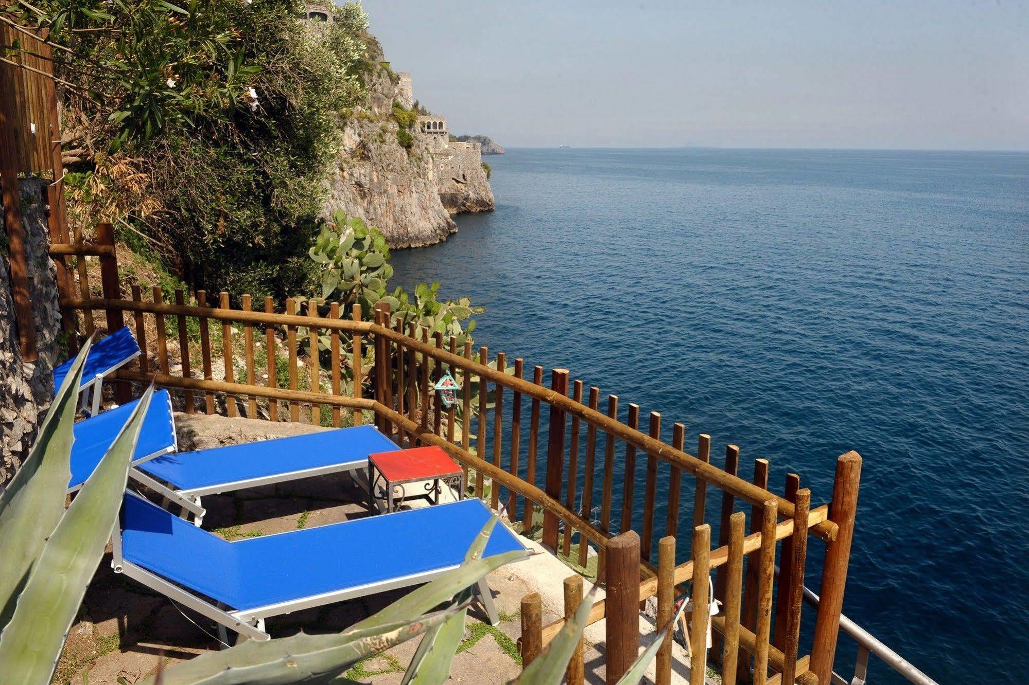 La Locanda Del Fiordo Furore Exteriör bild